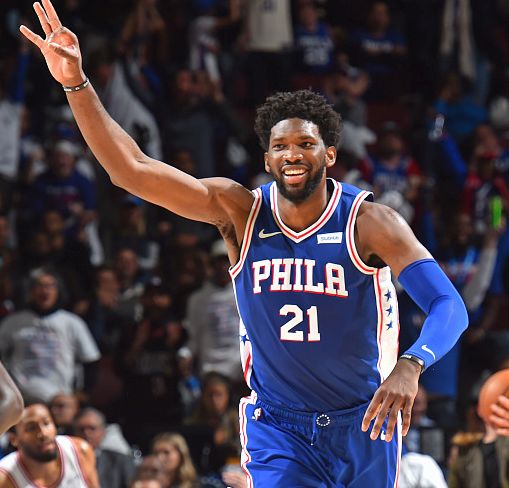 包含法兰克福训练开放日,今晚单刀错失引欢呼,NBA季后赛在即,年轻球员得到机会的词条 包含法兰克福训练开放日,今晚单刀错失引欢呼,NBA季后赛在即,年轻球员得到机会的词条